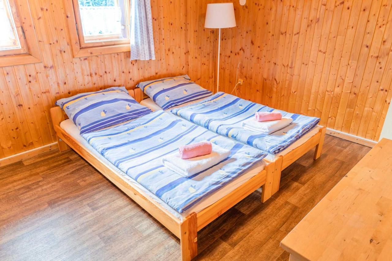 Cejch - Rekreacni Areal S Restauraci Hotel Kněžmost Eksteriør billede